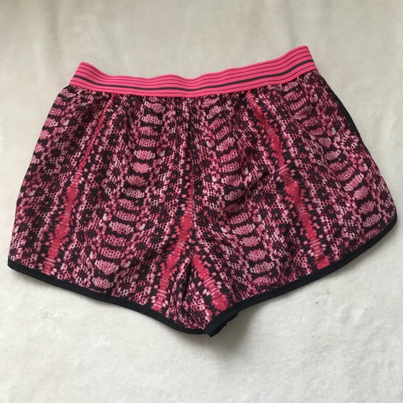 Under Armour Pink Snake Skin Print Running Shorts - Picture 3 of 4